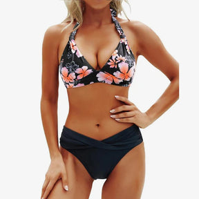 Flattering Two-Piece Bikini Set – Push-Up Halter V-Cut Bottom