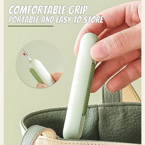 2-In-1 Needle Threader